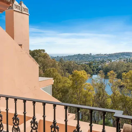 Luxury Seaview In Located In A Secure Gated Community With Swimming Pool And Large Terrace Perfect For Families Visiting And Puerto Banus * Marbella