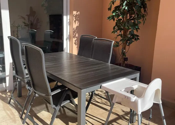 Luxury Seaview In Located In A Secure Gated Community With Swimming Pool And Large Terrace Perfect For Families Visiting And Puerto Banus Marbella